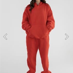 Women’s Comfrt Red Set